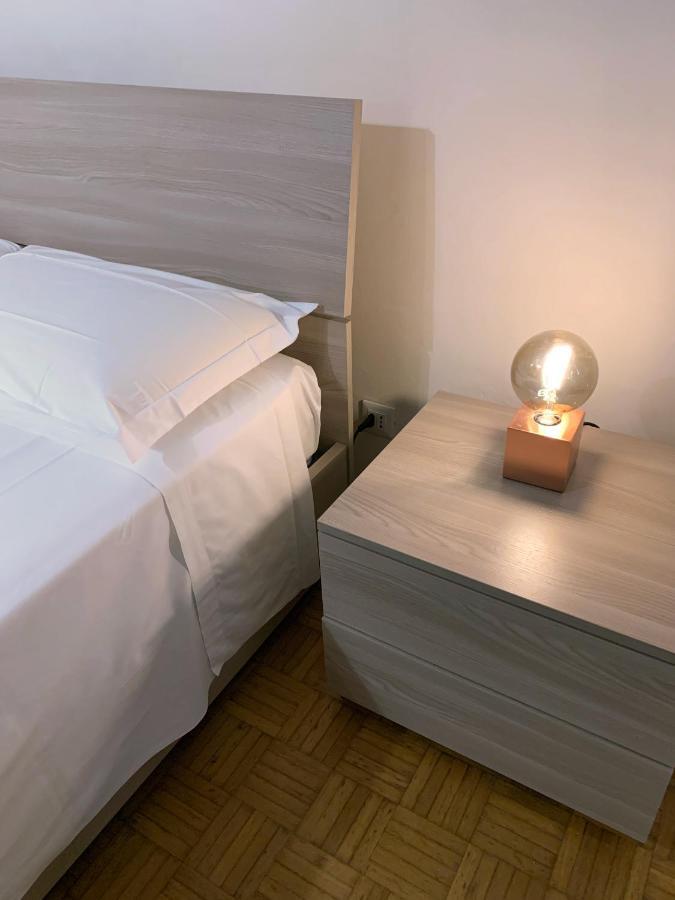 Hotel Fiordiluna, Nel Cuore Di Brescia Extérieur photo